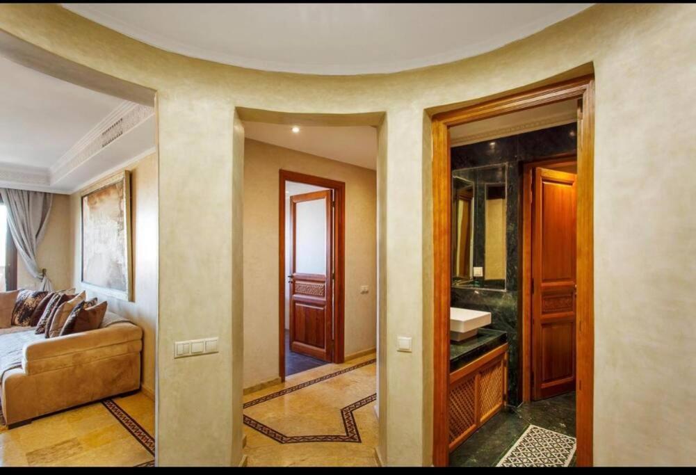 The Jade Apartment Marrakesh Exterior photo
